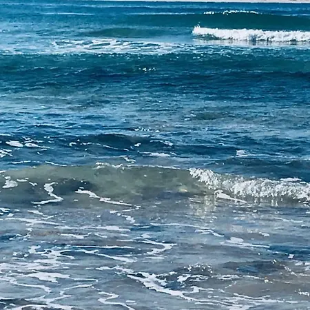 Atlantic Surf Apartment